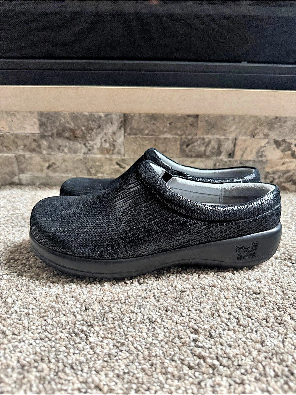 Alegria by PG Lite Clog in Crackle Black Womens 37 nwot